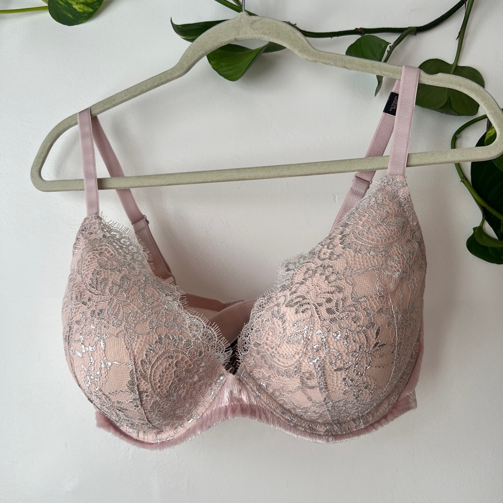 Victorias Secret push up bra light pink silver floral lace Dream Angels